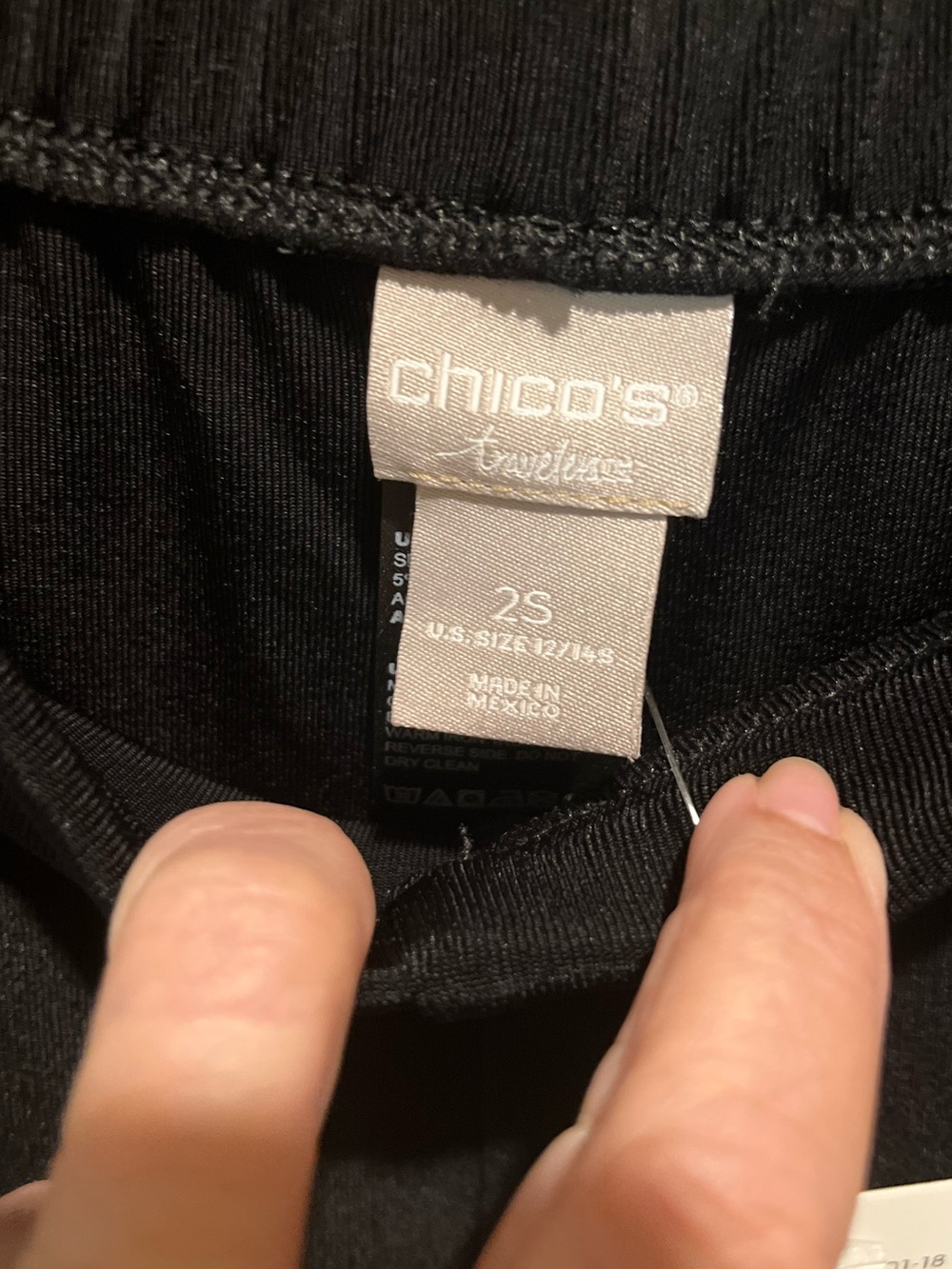 111. NWT WOMENS CHICO’S TRAVELERS 2/L PANTS - Picture 4 of 6